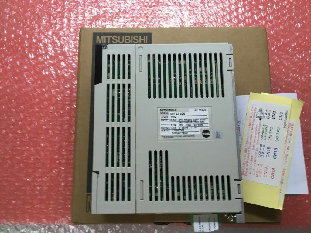 SERVO DRIVE " MITSUBISHI " รุ่น MR-J2-10B