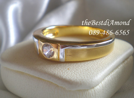 BR948-M+++แหวนunisex แบบ 2 tone+++ เก๋สุดๆ เรียบ หรู ดูมี class เล่น 2 tone ได้สวยมาก ด้วยทองแบบเงา และ แบบพ่นทราย ใส่เป็นแหวนคู่ชายหญิงได้เลยค่ะ