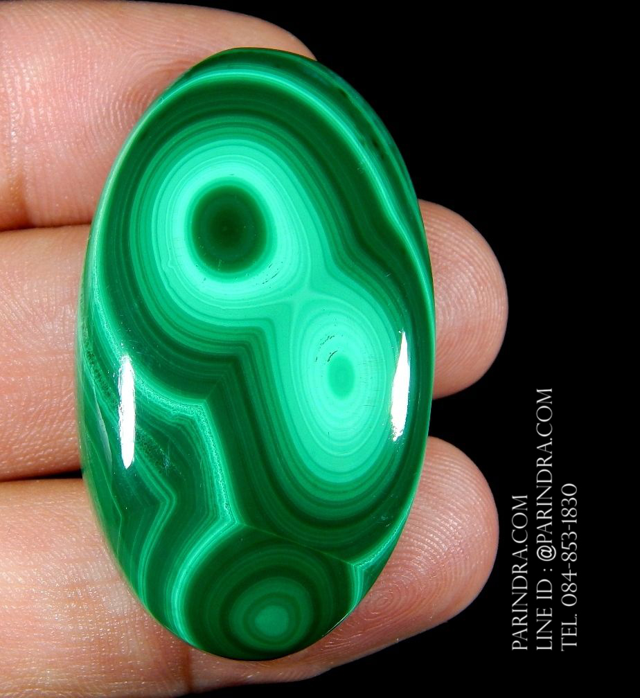 หินแร่มาลาไคท์ Malachite ขัดมันทรงกลมรี รูปไข่ ลวดลายสวยงาม ขนาด 92 กะรัต #MLC 018
