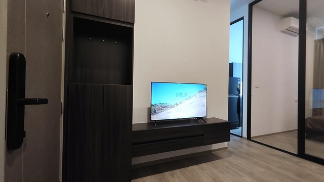 ให้เช่าคอนโดดิ ออริจิ้น ปลั๊ก แอนด์ เพลย์ รามอินทรา ตึก D 26.28 ตร.ม.ห้องใหม่ เฟอร์ครบ ใกล้รถไฟฟ้า