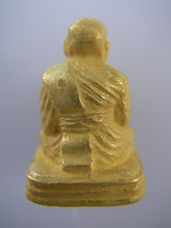 ลพ.ทวด เบตง3 องค์ทองคำกลาง รุ่นปฏิสังขรณ์สองพระมหาธาตุเจดีย์ โค๊ตโม no.879