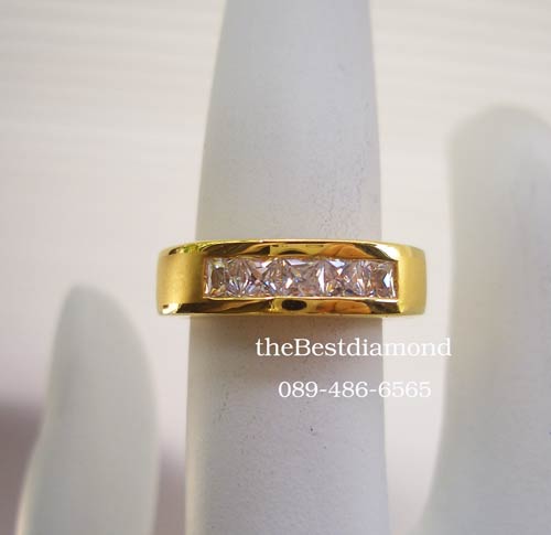 BR423-M+++ แหวนเพชรcz สี่เหลี่ยม ฝังแบบสอด+++งานเหมือนร้านจิวเวลลี่เลยค่ะ งานเรียบร้อย สวยหรู ฝังแบบนี้ค่อนข้างยาก ใส่ได้ทั้งหญิงและชาย