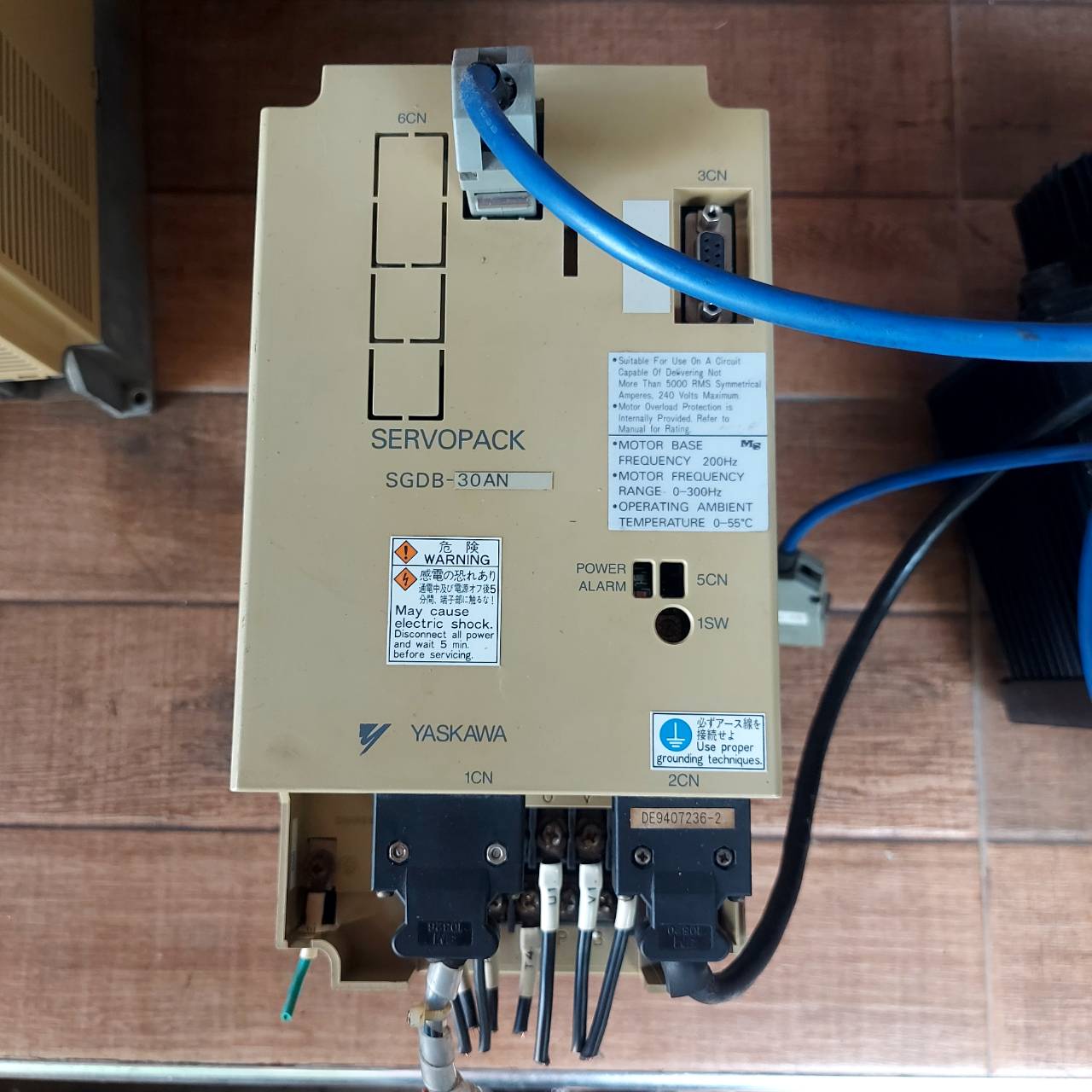 SGDB-30AN SERVO DRIVE " YASKAWA "