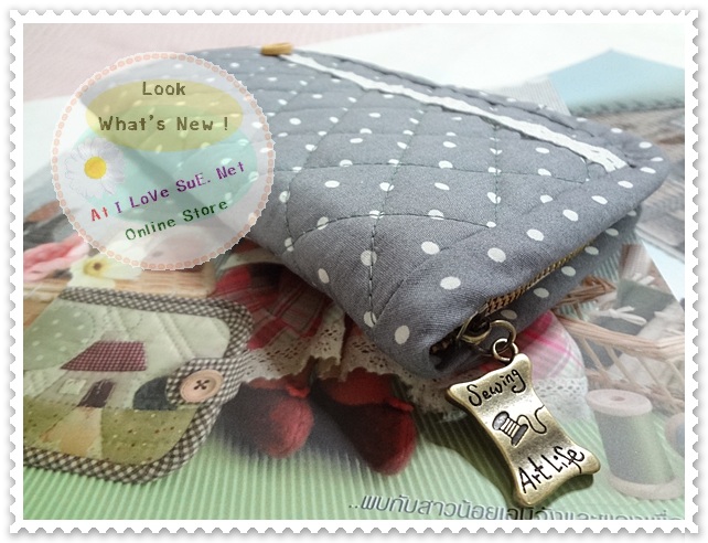 กระเป๋าสตางค์ใบยาว ผ้าคอตตอนไทย สีเทาลายจุดใหญ่ เรียบหรู - Pre order ราคานี้ส่งฟรี