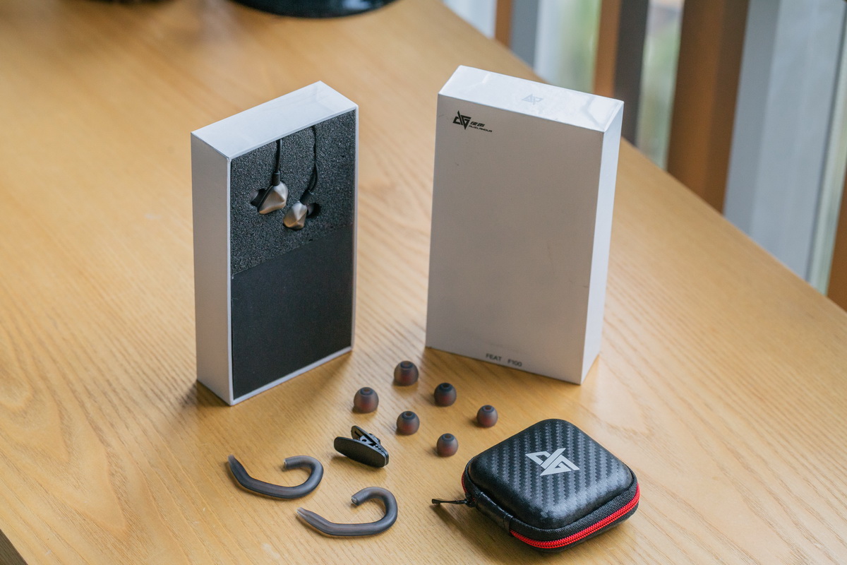 ขาย Auglamour F100 หูฟังบอดี้เหล็ก พร้อมไมค์ รองรับ Smart phone