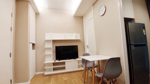 ให้เช่าคอนโดเดอะ เซนต์ เรสิเดนเซส 31 ตร.ม.ห้องใหม่ เฟอร์ครบ วิวสอนจตุจักร ใกล้ MRT