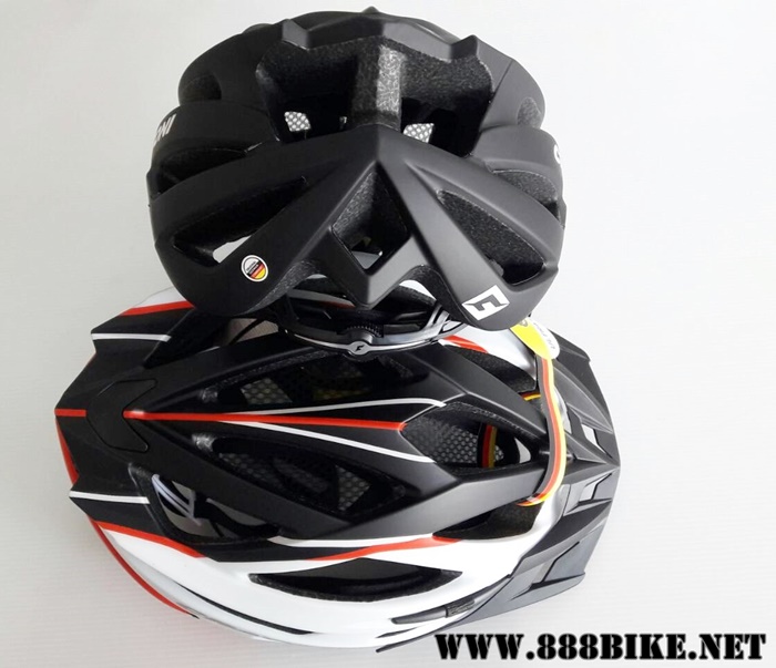 หมวกจักรยาน CRATONI รุ่น AGRAVIC (Germany แท้) 2017