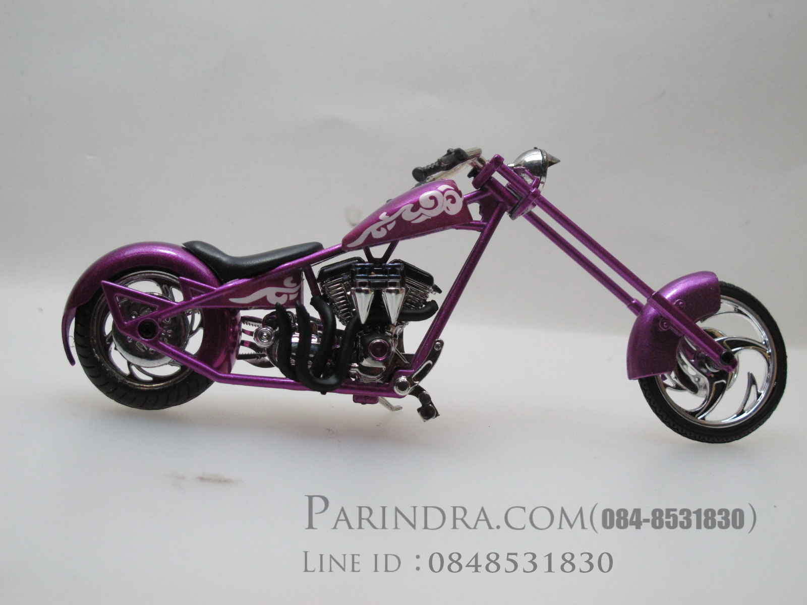 โมเดลรถมอเตอร์ไซค์ ช๊อปเปอร์ สีม่วง
