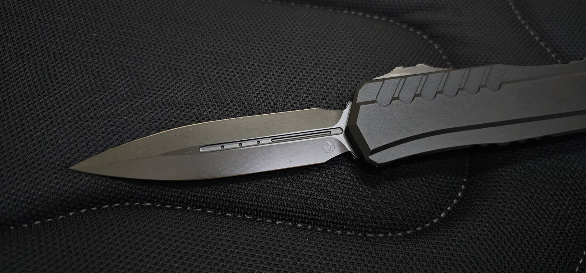 Microtech Cypher II D/E Shadow DLC Standard Signature Series