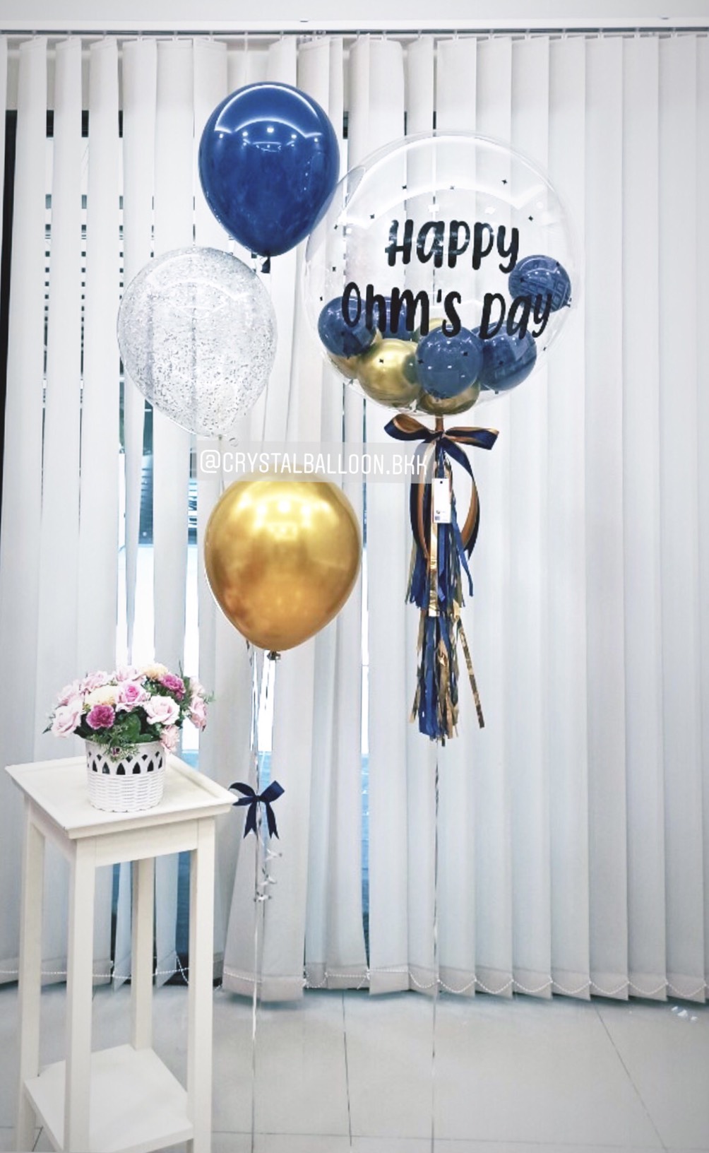 ลูกโป่ง วันเกิด Bubble USA ขนาด 24" Theme Dark Blue พร้อม ช่อลูกโป่ง ช่อ 3 ลูก 1 ช่อ,ลูกโป่งใส ใส่กลิตเตอร์ พร้อมตกเเต่ง สามารถเปลี่ยนสีลูกโป่ง/เปลี่ยนข้อความ/เปลี่ยนขนาดได้