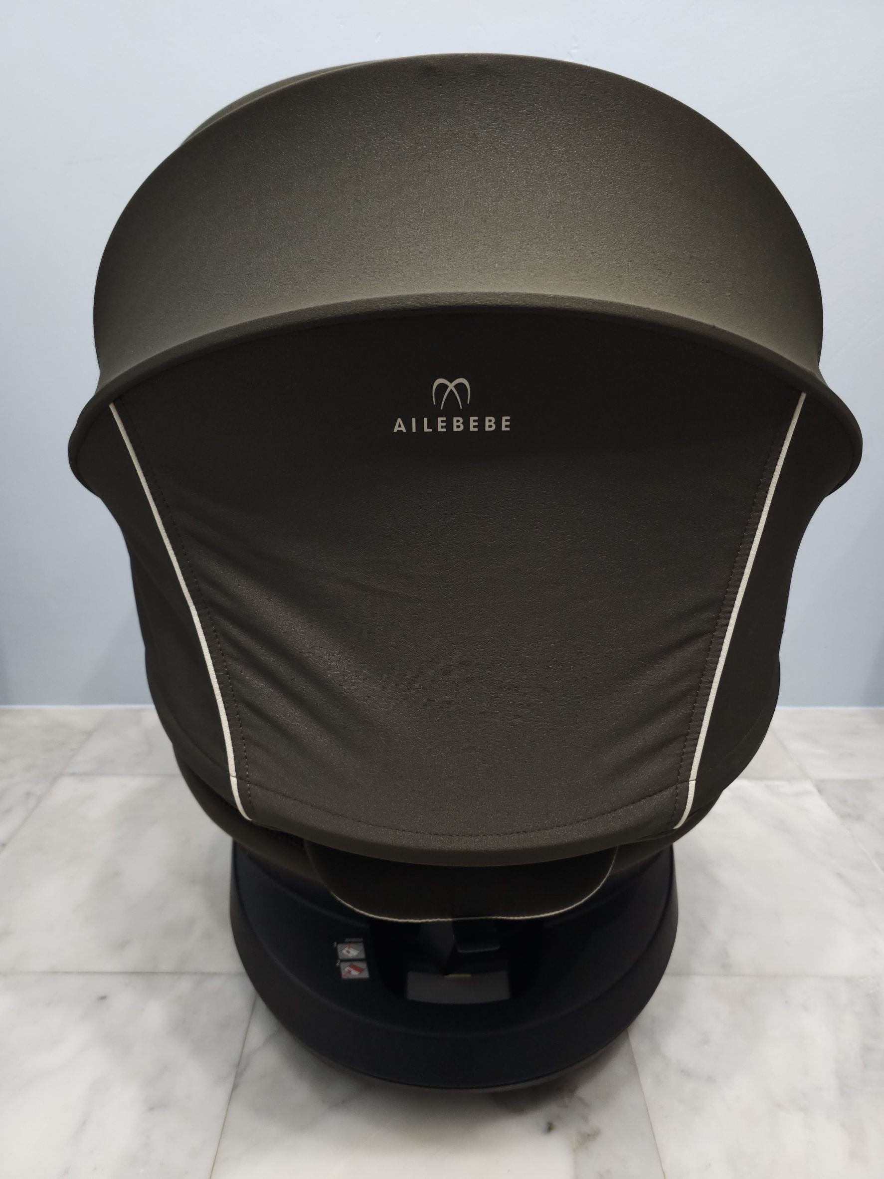 Ailebebe Kurutto 6i (isofix) grance สีน้ำตาล