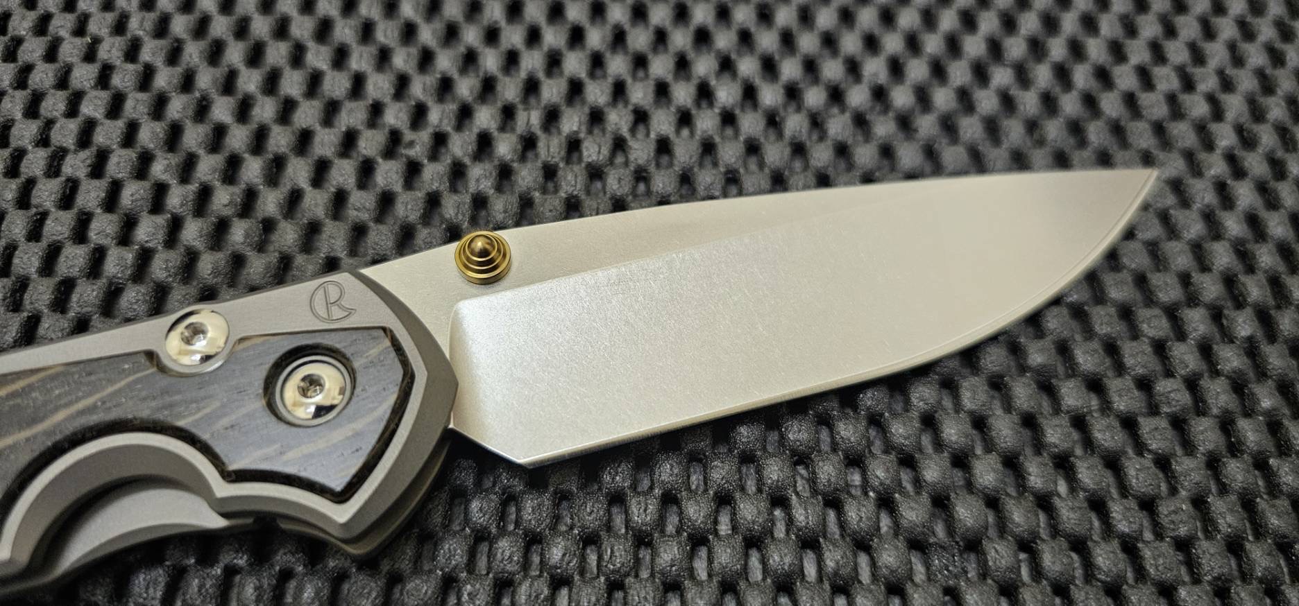 CHRIS REEVE KNIVES LARGE SEBENZA 31 BOG OAK INLAY/TITANIUM MAGNACUT DROP POINT LH (มือซ้าย)