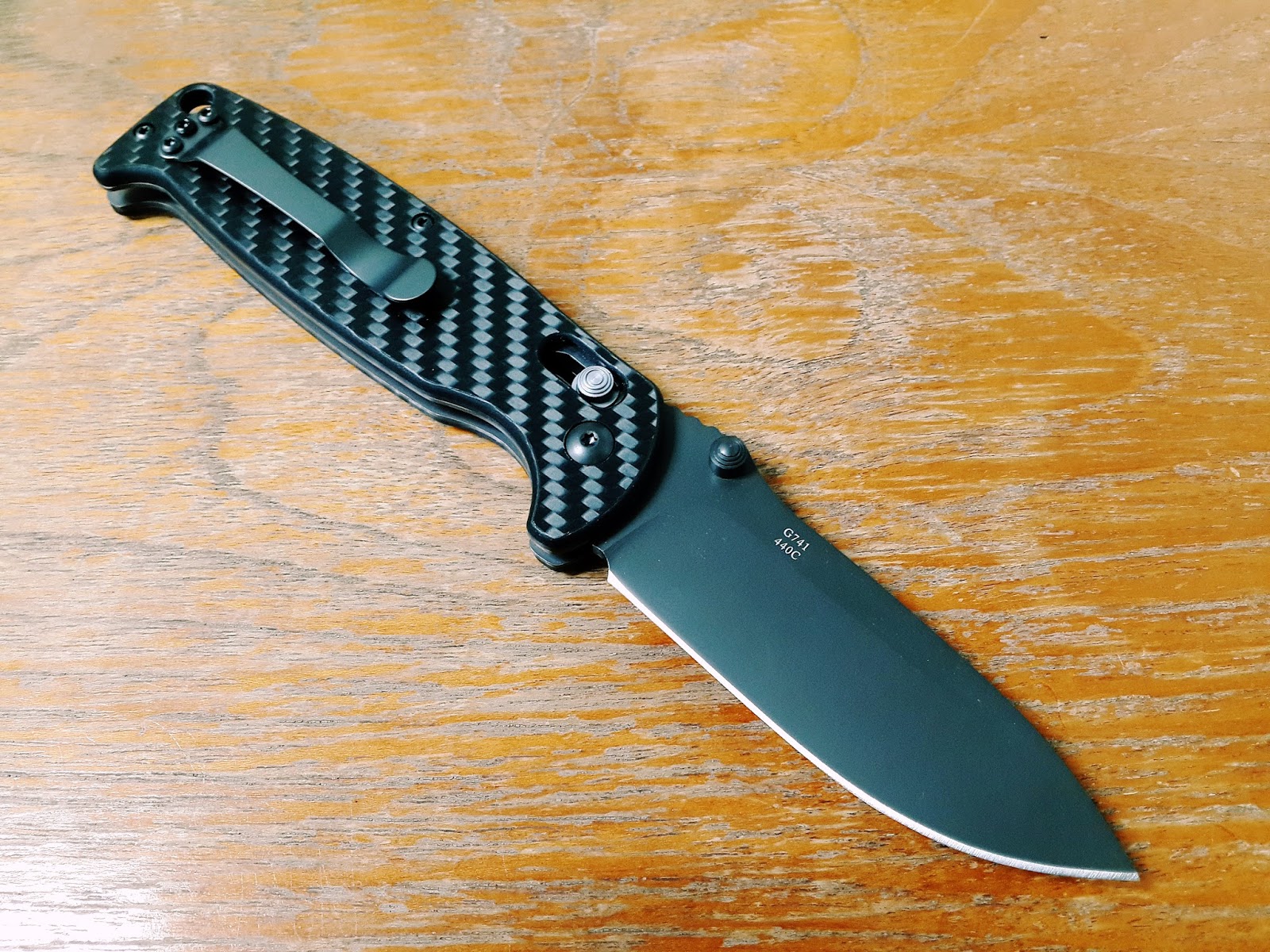 มีดพับ Ganzo กานโซ่ รุ่น Ganzo G7413CF ด้ามลายคาร์บอนไฟเบอร์ ของแท้ 100%