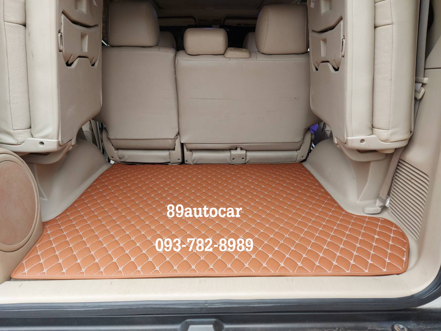 ขายพรมรถยนต์ Land Cruiser Prado 2004 ปูพรม7D สีน้ำตาลเข้ม + พรมดักฝุ่นสีน้ำตาล เต็มคัน