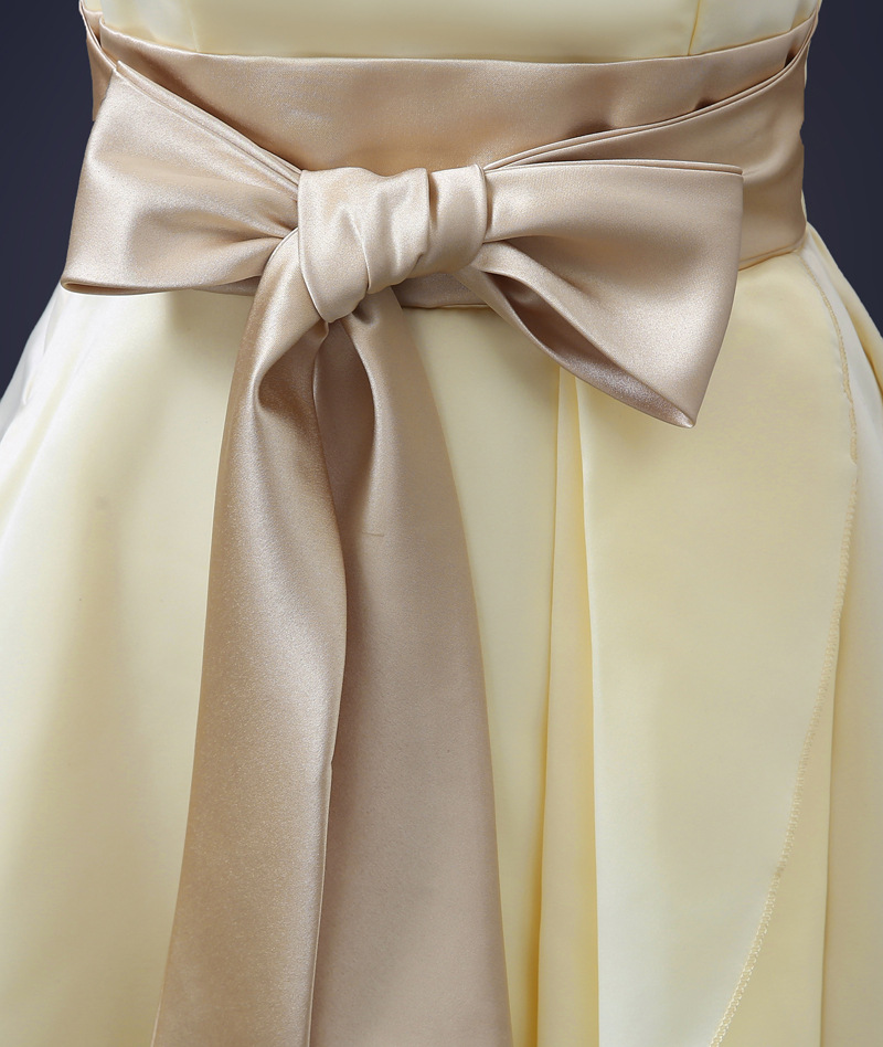 พร้อมส่ง ชุดราตรีสั้น เกาะอก สีครีม ผ้าซาติน คาดเอวสีทอง เรียบหรู