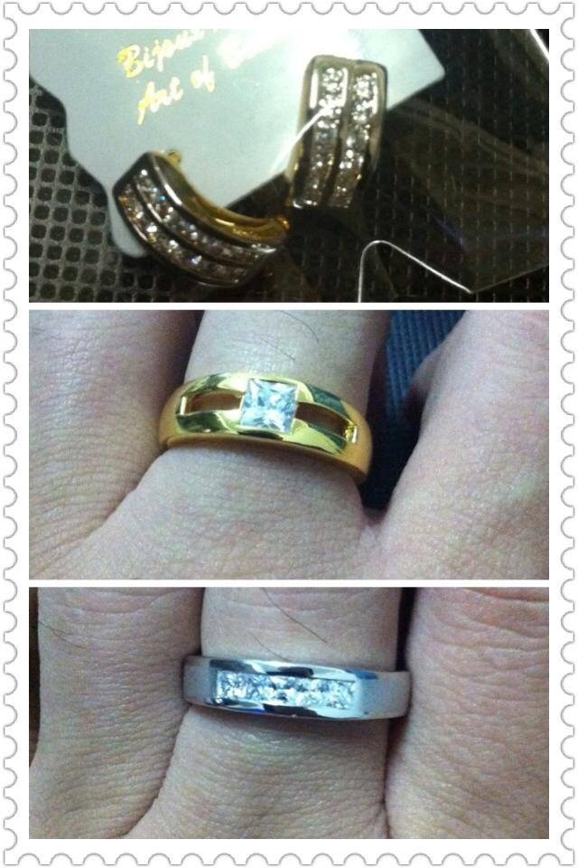 แหวนแบบนี้ ที่ร้านหนุ่มๆ ซื้อเยอะมาก งานดูดีค่ะ รหัส BR033-M