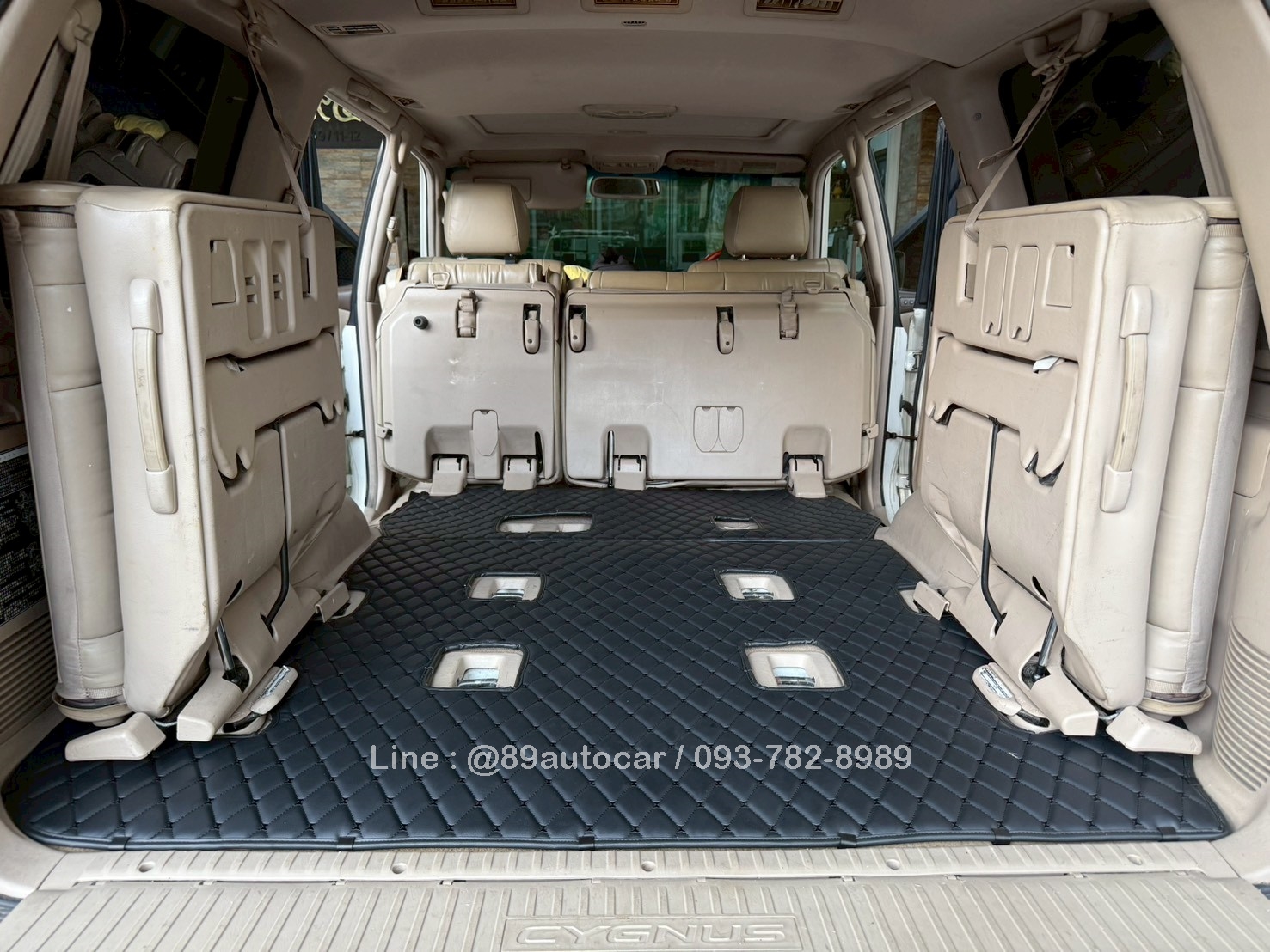 พรมปูพื้นรถยนต์ Lexus LX470 ปูพรม7D สีดำด้ายดำ + ไวนิลสีดำ เข้ารูป