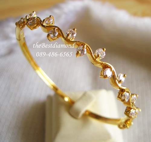 BB025+++กำไลระย้าคลื่น+++กำไลน่ารักๆๆๆ รูปคลื่นฝังเพชรตรงแต่ละโค้ง งานน่ารักสุดๆ แบบเหมือนของจริง เพชรแวววาว ใส่ติดข้อมือได้เลย ไม่เวอร์เกินไป