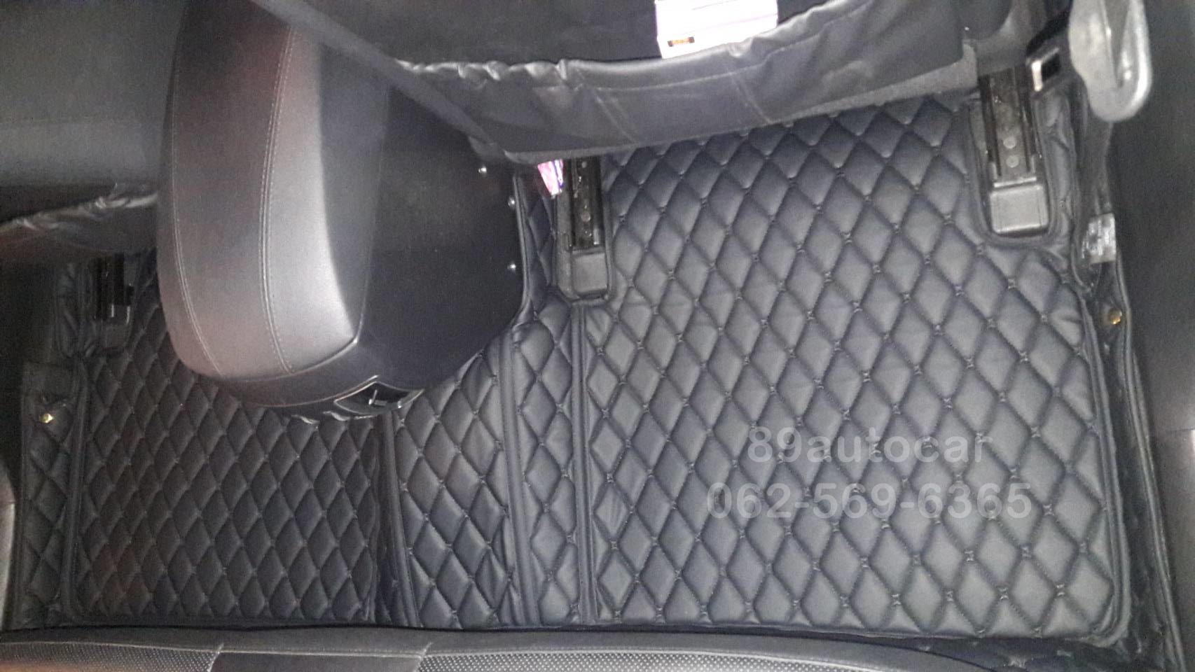 พรมรถยนต์ Hyundai Sonata ปูพรม6ดี สีดำล้วน เต็มคัน