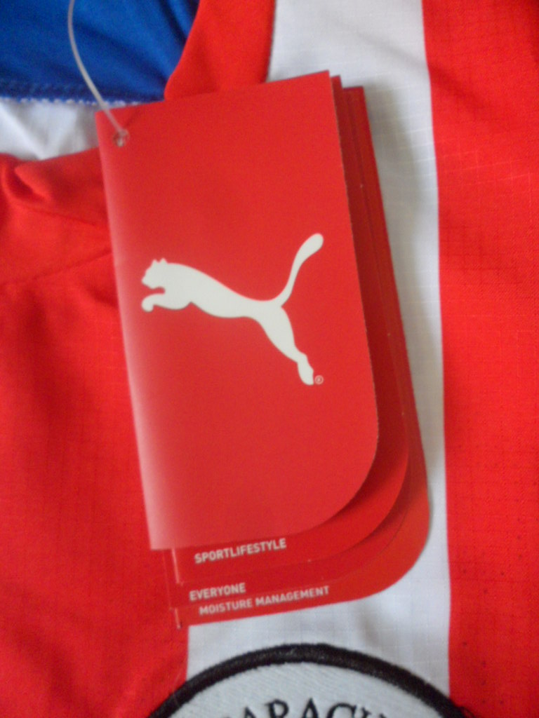 เสื้อฟุตบอล ทีมชาติปารากวัย ชุดเหย้า ชุดลุยศึกฟุตบอลโลก 2006 ใหม่ M-Size / PARAGUAY Football Shirt Home Kit World Cup 2006 Jersey NEW M-Size