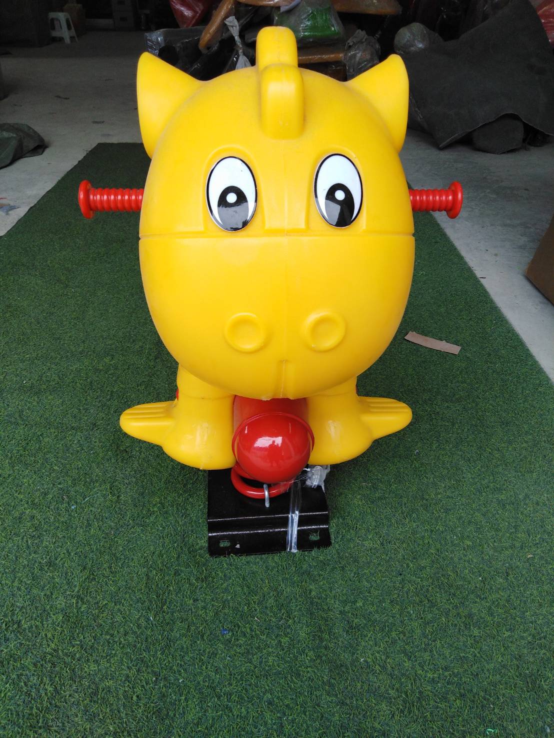 สปริงม้าโยกเยก