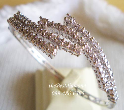 สินค้าหมด BB029RD+++กำไล 4 Lines+++ กำไลหรูหรา Intrend Modern มากๆๆ งานโฉบเฉี่ยว ทันสมัย ไฮโซสุดๆ เปรี้ยวนิดๆ เพชรวิ๊งๆสวยมากๆๆ ไม่ควรพลาดนะคะ