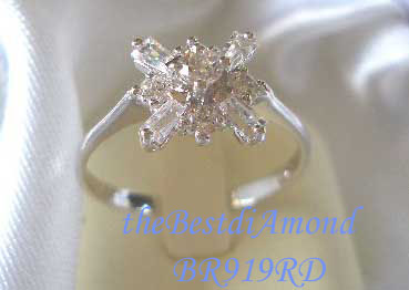 +++แหวนวงนี้สวยเก๋น่ารักมากค่ะ เพชรDesign และ วางได้ลงตัวมากค่ะ BR919RD มีต่างหูเข้าเซ็ตด้วยนะคะ+++