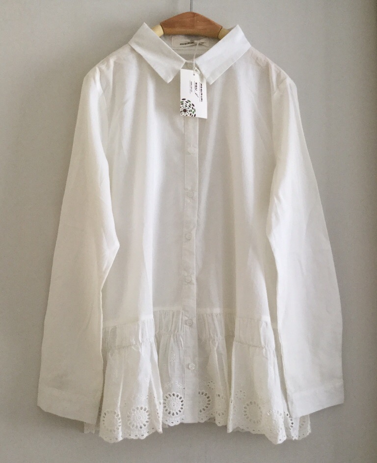 เสื้อผ้าฝ้ายนุ่มแต่งลูกไม้ megurumi