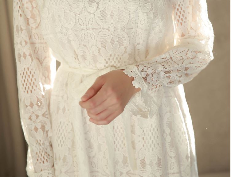 Pre-order เดรสขาว พรีเวดดิ้ง แขนยาว ลูกไม้ สีขาว