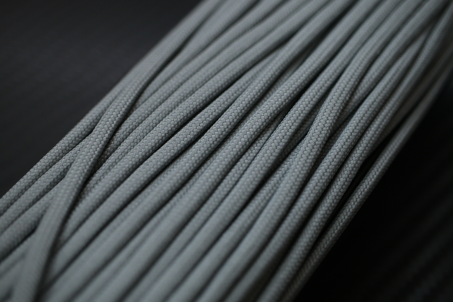 เชือกพาราคอร์ด PARACORD 550 คุณภาพสูง # NATURAL GREY ใช้ได้งานได้เอนกประสงค์