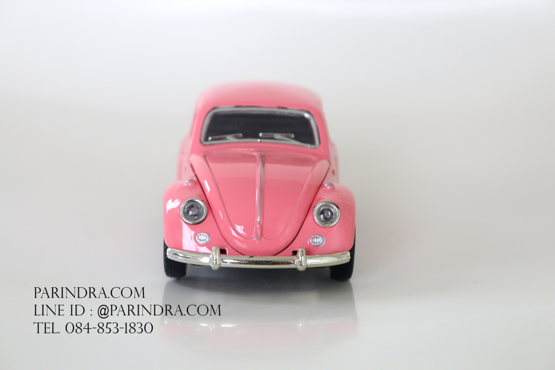 โมเดลรถเหล็กรถเต่า Volkswagen 1967 อัตราส่วน 1:32 สีชมพู