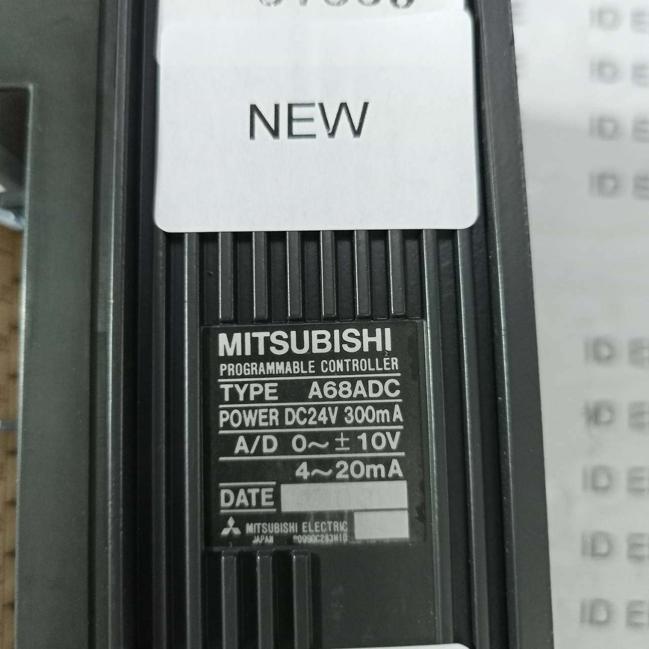 A68ADC PLC " MITSUBISHI "