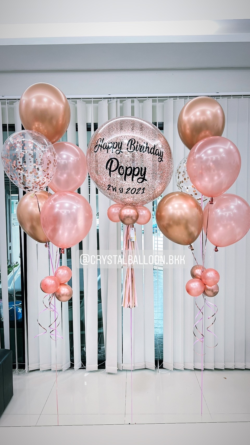 ลูกโป่ง วันเกิด Bubble ขนาด 24" สียอดนิยม พร้อม ช่อลูกโป่ง ช่อ 5 ลูก 2 ช่อ,ลูกโป่งใส ใส่ Confetti พร้อมตกเเต่ง สามารถเปลี่ยนสีลูกโป่ง/เปลี่ยนข้อความ/เปลี่ยนขนาดได้