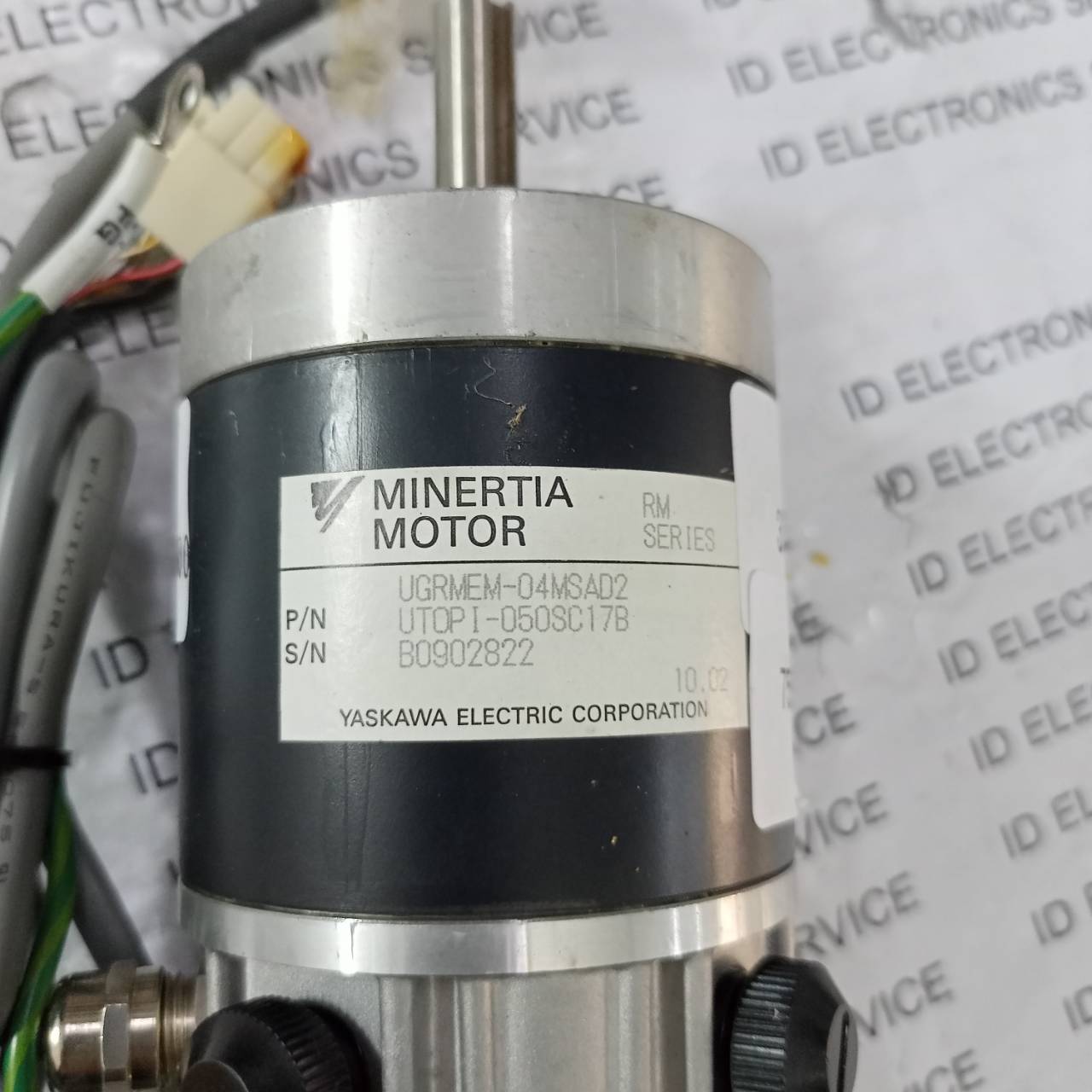 UGRMEM-04MSAD2 SERVO MOTOR " YASKAWA "