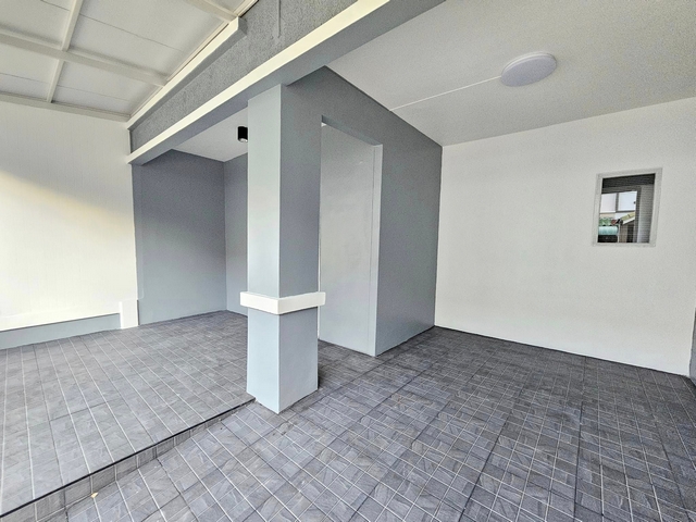 ขายทาวน์เฮ้าส์ 2 ชั้น หมู่บ้านพฤกษา20 แบบ 3 ห้องนอน 2 ห้องน้ำ ใกล้รถไฟฟ้าคูคต รีโนเวทใหม่พร้อมอยู่ ฟรีโอน