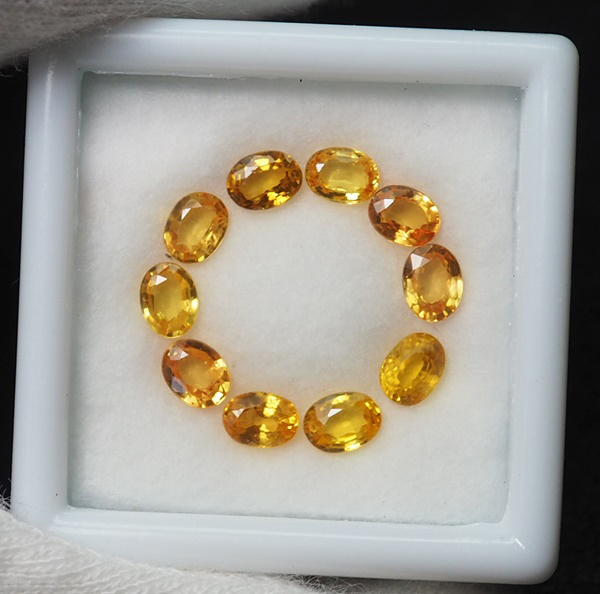 ซองเจียสีเหลือง ( Yellow Songea ) 2.28 กะรัต 10 ชิ้น