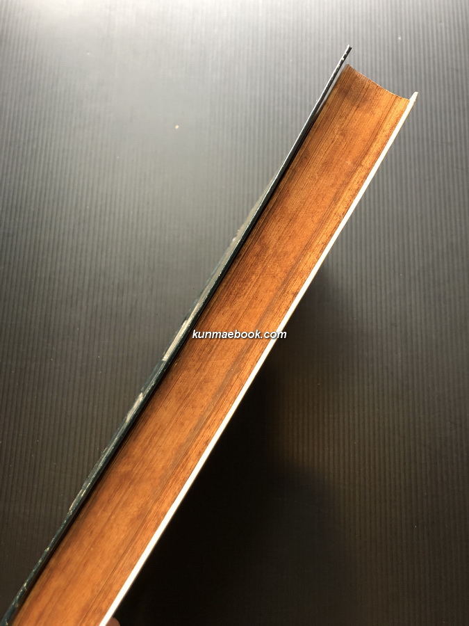 ประวัติ ๑๑ นายกรัฐมนตรี ผลงานของ สงบ สุริยินทร์ ( ผู้เขียน เทียนวรรณ หนังสือดีร้อยเล่มที่คนไทยควรอ่าน )