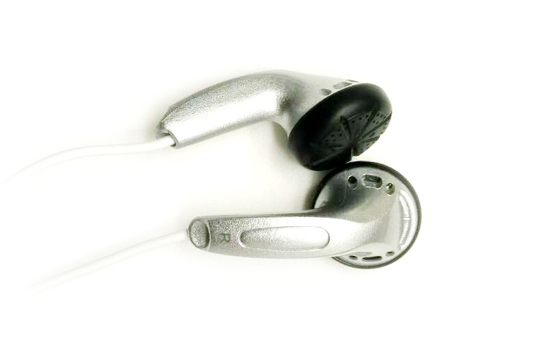 ขาย Benjie Earbud หูฟังเอียบัดเสียงดี นุ่มละเอียด