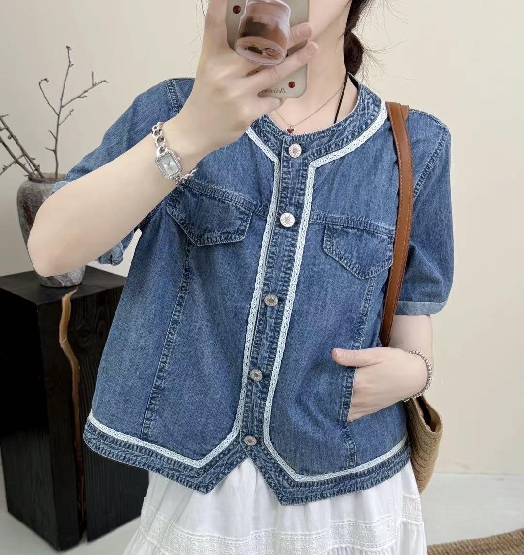 แจ็คเก็ตยีนส์แต่งลูกไม้