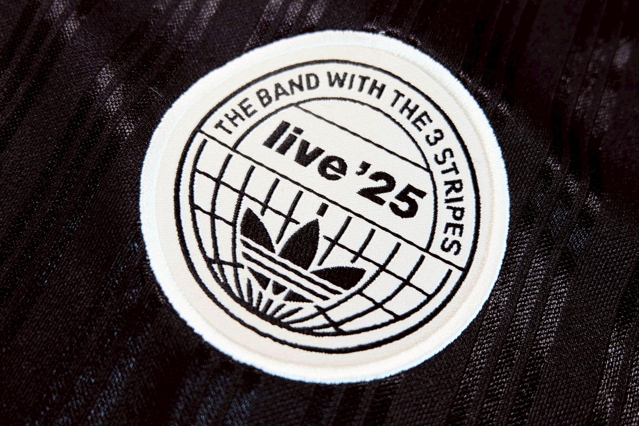 Oasis Black 2025/26 Jersey T-shirt เสื้อโอเอซิส ฤดูกาลใหม่