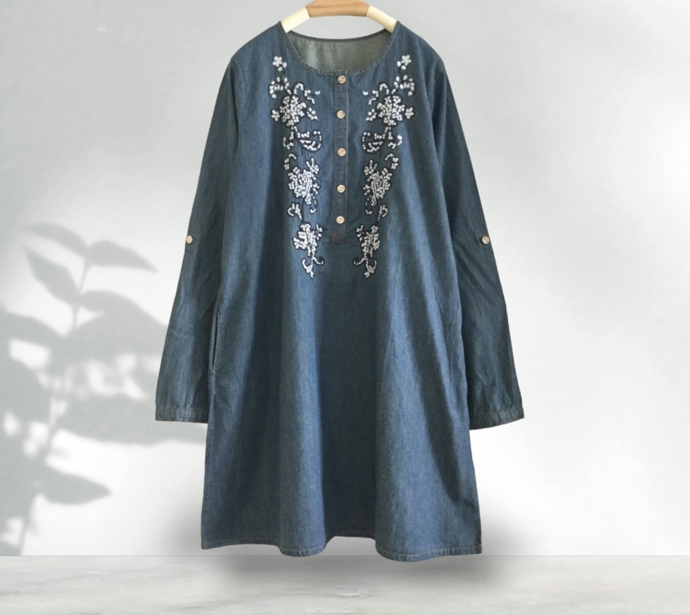 เสื้อ/เดรสยีนส์ปักลาย