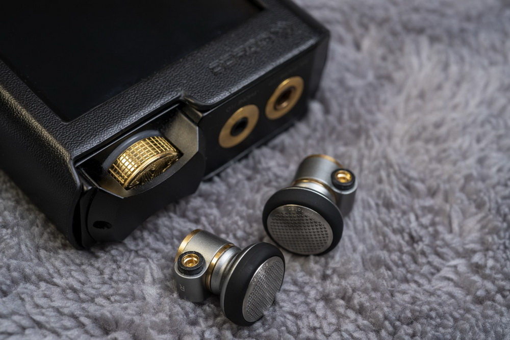 ขาย Astrotec Lyra Nature หูฟังเอียบัด ถอดสายได้ขั้ว MMCX รองรับ Hi-Res ประกันศูนย์ไทย