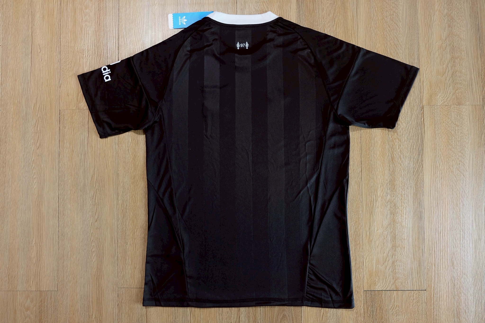 Liverpool Black 2025/26 Third GoalkeeperJersey เสื้อลิเวอร์พูล ดำ