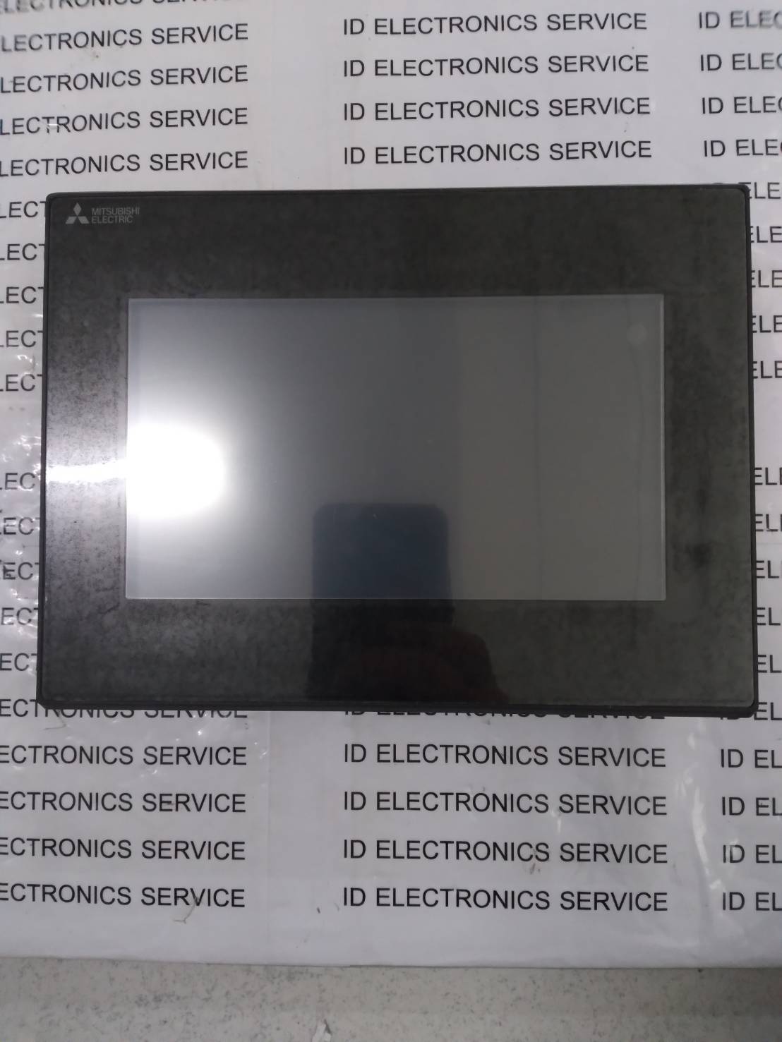 GS2107-WTBD-N HMI " MITSUBISHI "
