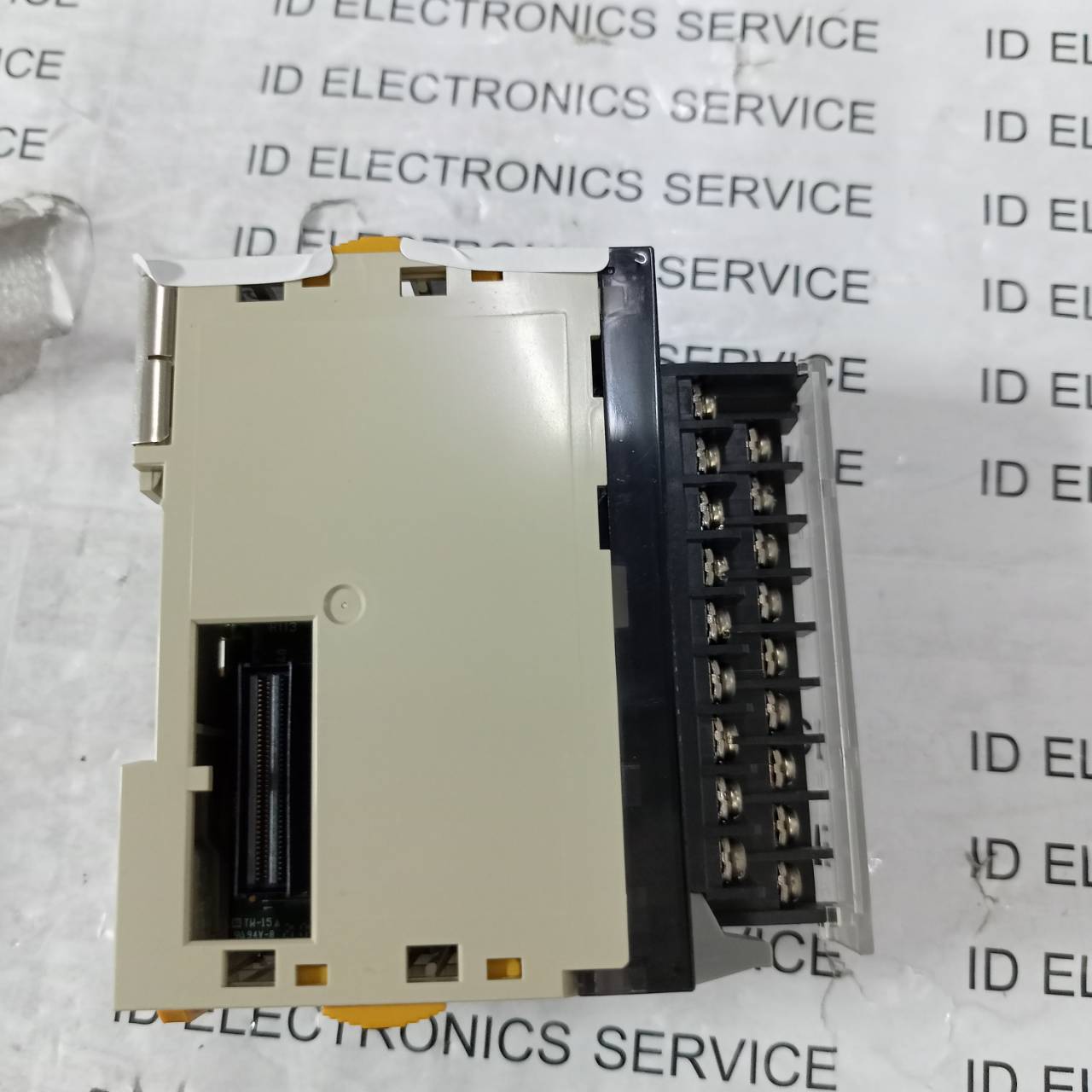 CJ1W-OD211 PLC " OMRON "