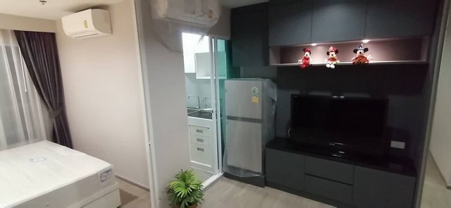 ให้เช่าคอนโดรีเจ้นท์โฮม บางซ่อน 28 ตึก B ชั้น 19 ห้อง 28 ตร.ม.วิวสระ เฟอร์ครบ มีเครื่องซักผ้า ใกล้ MRT บางซ่อน