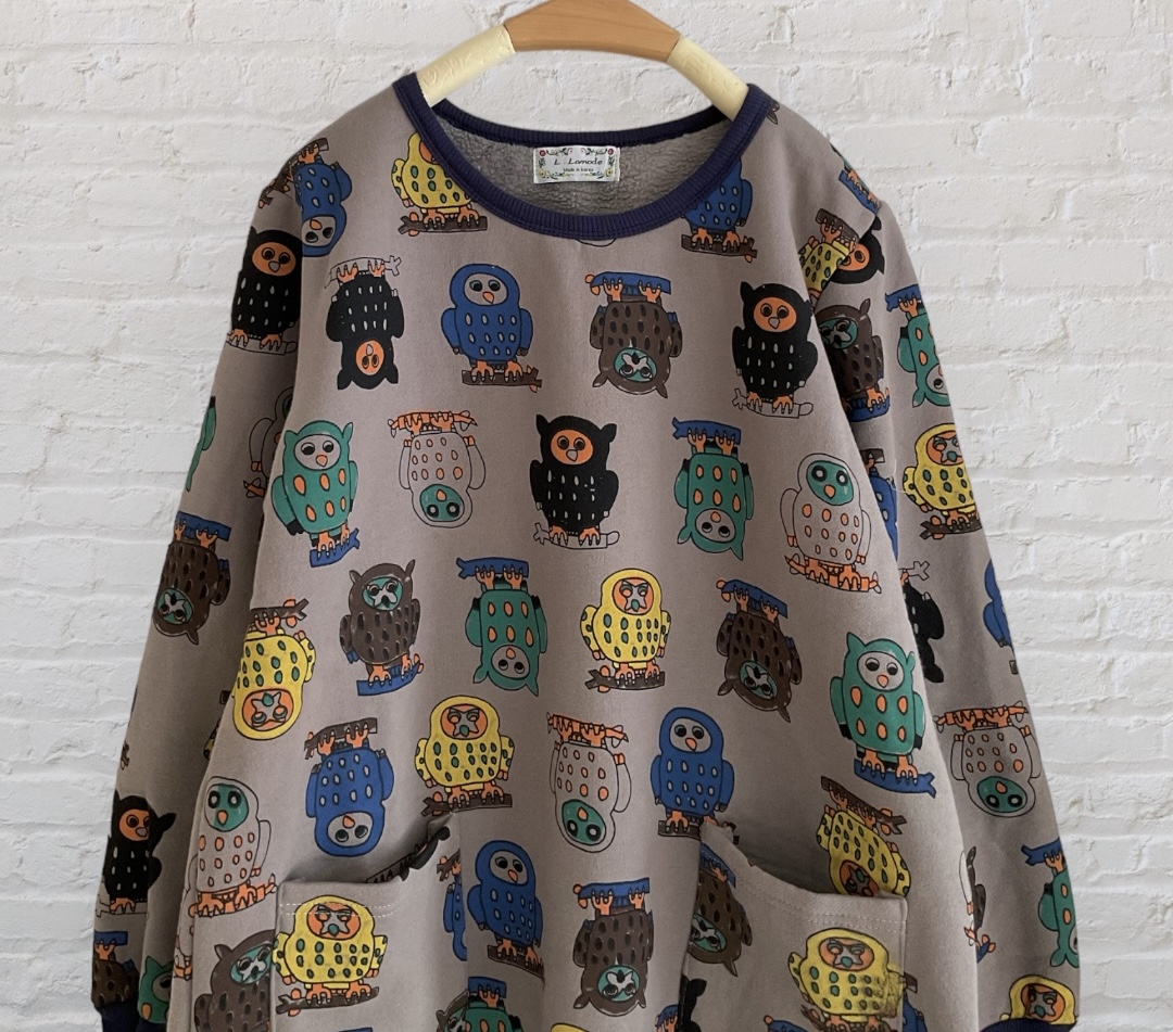 เสื้อยืดกันหนาวลายนกฮูกแต่งกระเป๋า