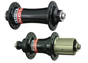 ดุมวีเบรค NOVATEC ดุมหน้า/หลัง V-Brake แบร์ลิ่ง MTB, โม่โครโม, 32H, 36H, สีดำ (A141SB F162SB)