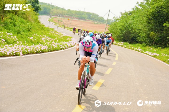 จักรยานเสือหมอบคาร์บอน INVINCIBLE SPORT 2025 | Shimano 105 2x12 Speed