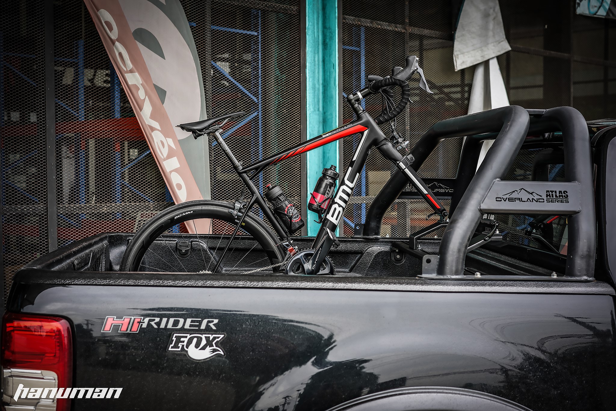 HANUMAN AD01-45 45องศา อะแดปเตอร์สำหรับใส่รถกระบะสี่ประตู(ใส่เพิ่มซ้อนหลายคันได้ ในรุ่น 2 ประตู)